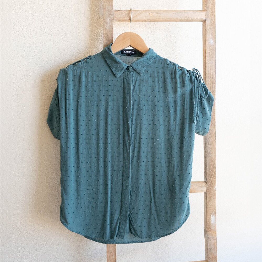 Express Oversized XS Swiss Dot Blue Green Tie Shoulder ButtonUp Short Sleeve Top